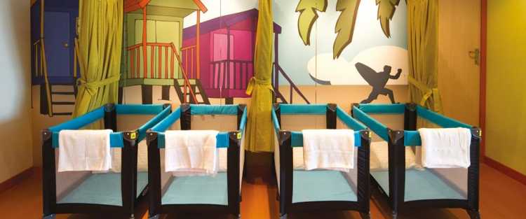 Night Nursery p&o Azura night_nursery_960.jpg