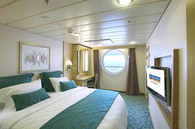 Ocean View Staterooms Royal Caribbean International Liberty of the seas Accommodation RCI_LB_RFS_Bedrm1.jpeg