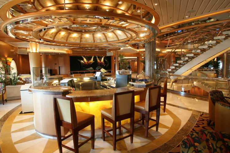 Boleros Royal Caribbean Independance of the seas Interior new boleros.jpg