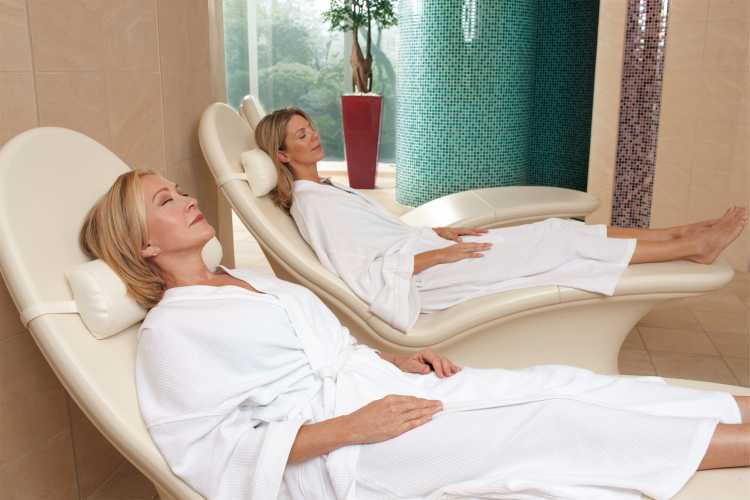 Vitality Spa Royal Caribbean International Oasis of the Seas Interior Vitality Spa 3.jpg