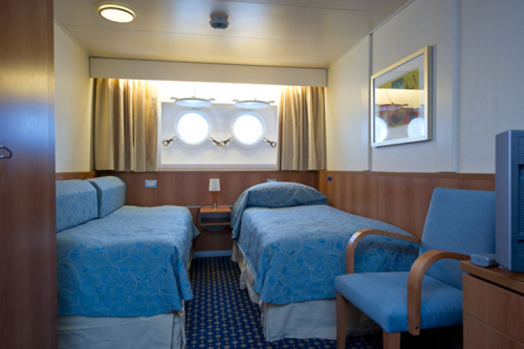 Outside Cabin Fred Olsen Cruise Line Boudicca Accommodation Outside Cabin.jpg
