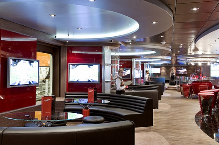Sports Bar MSC Cruises Fantasia Class sports bar.jpg