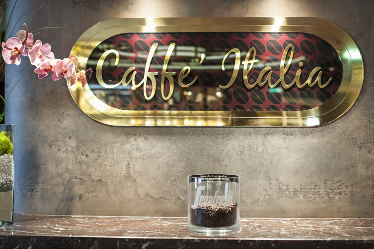 Il Cappuccino Coffee Bar MSC Fantasia Class coffee bar 3.jpg
