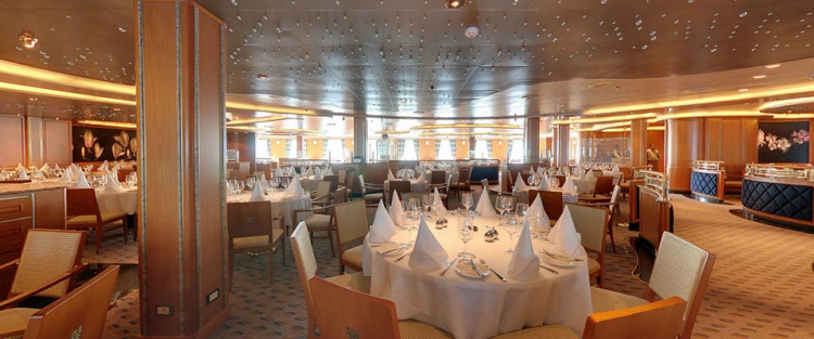 The Peninsular Restaurant P&O Cruises Azura Interior Peninsular 2.jpg
