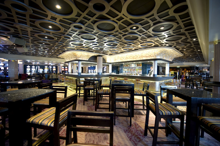Brodie's Bar P&O Cruises Azura Interior Brodies 4.jpg
