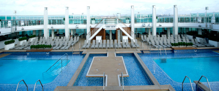 Swimming Pools Britannia MainPoolsRealImage960x400.jpg