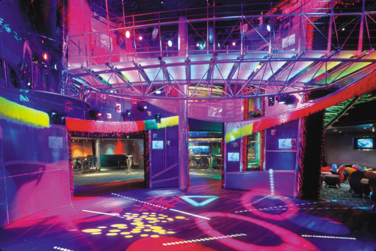 The Raven RCI_Voyager_Nightclub_UR.jpg
